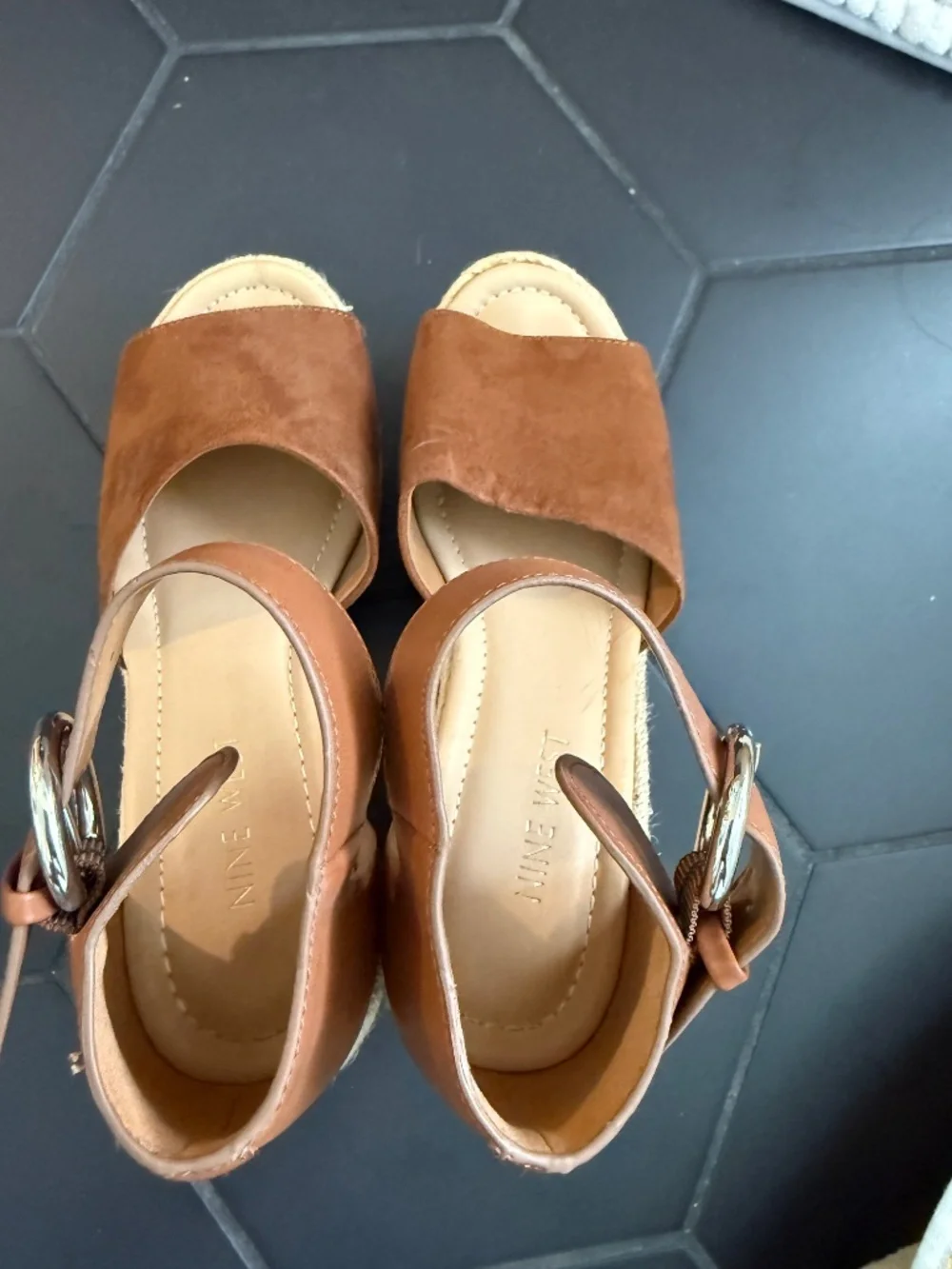 Nine west brown espadrille wedge size 6